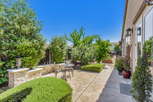 070_1660 Martinez Way  