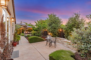 011_TWILIGHT_ 1660 Martinez Way 