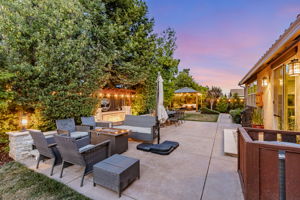 035_TWILIGHT_ 1660 Martinez Way 