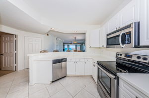 Kitchen 4