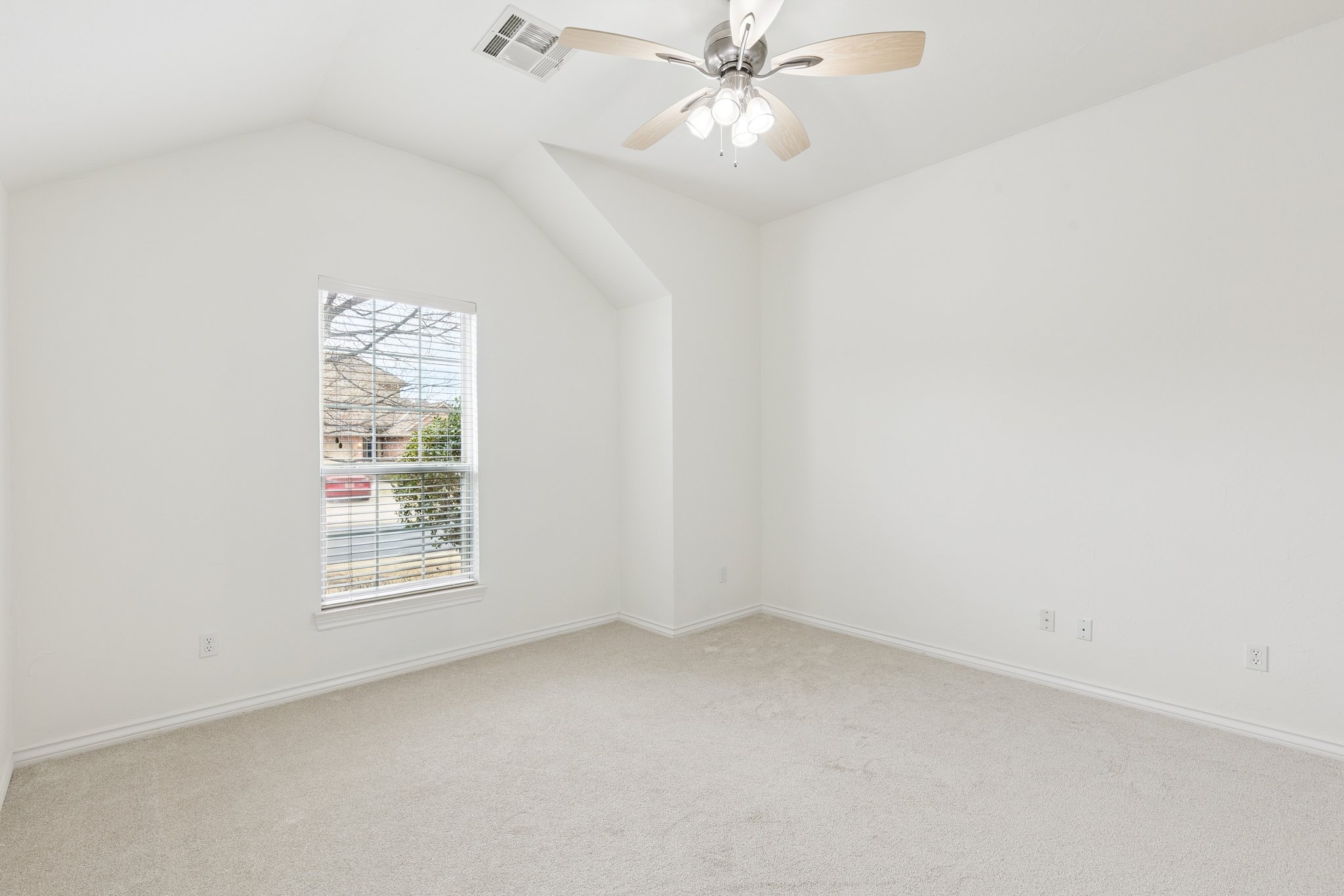 16600 Tonka Trail_040 (2).jpg