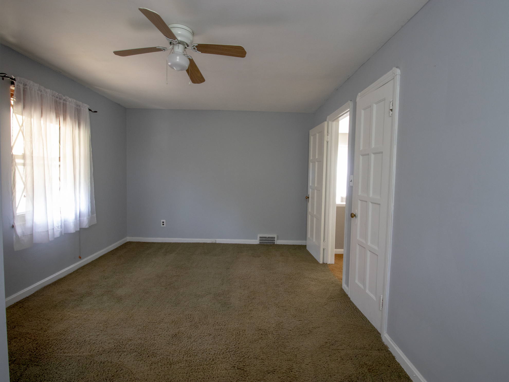 16605 Woodbury Ave, Cleveland, OH 44135, USA Photo 17