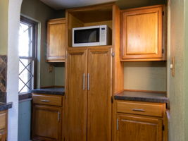 16605 Woodbury Ave, Cleveland, OH 44135, USA Photo 9