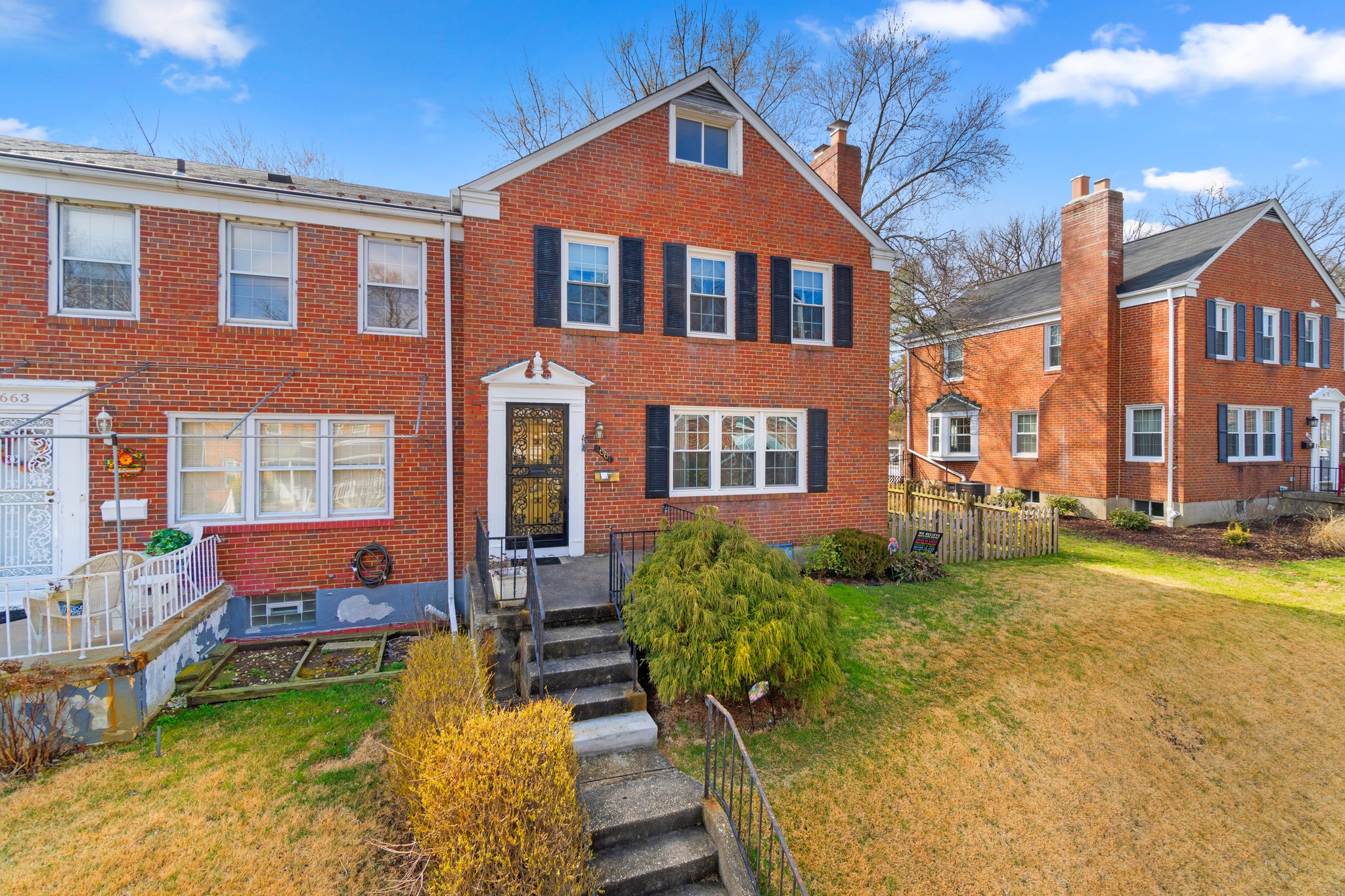 02. Front exterior.jpg