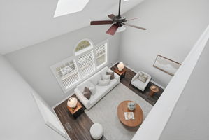  Photo 45