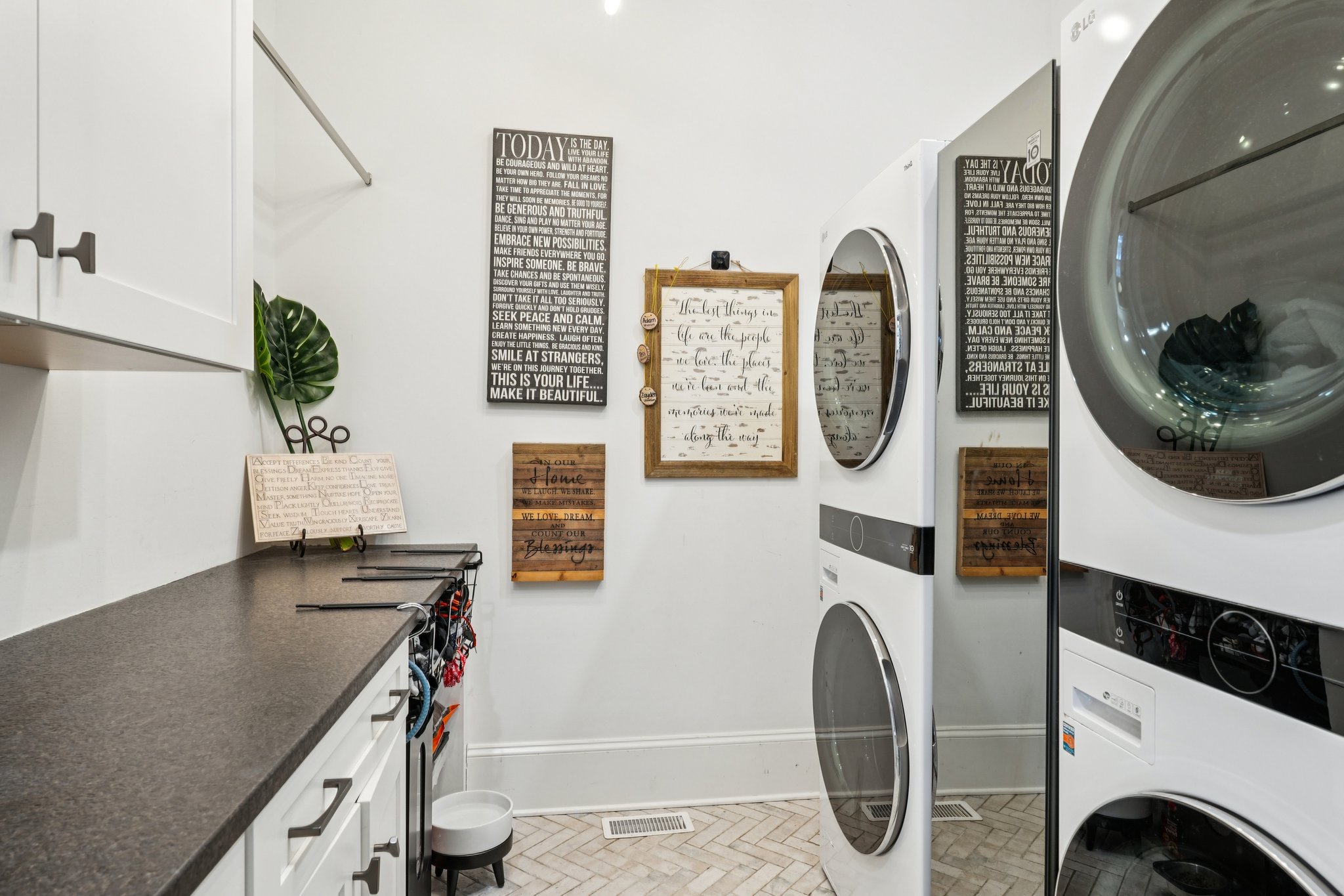 Reinsch Dr-S2802-032.jpg