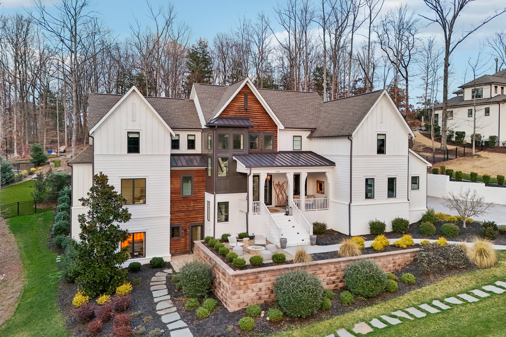 Reinsch Dr-S0203-028.jpg