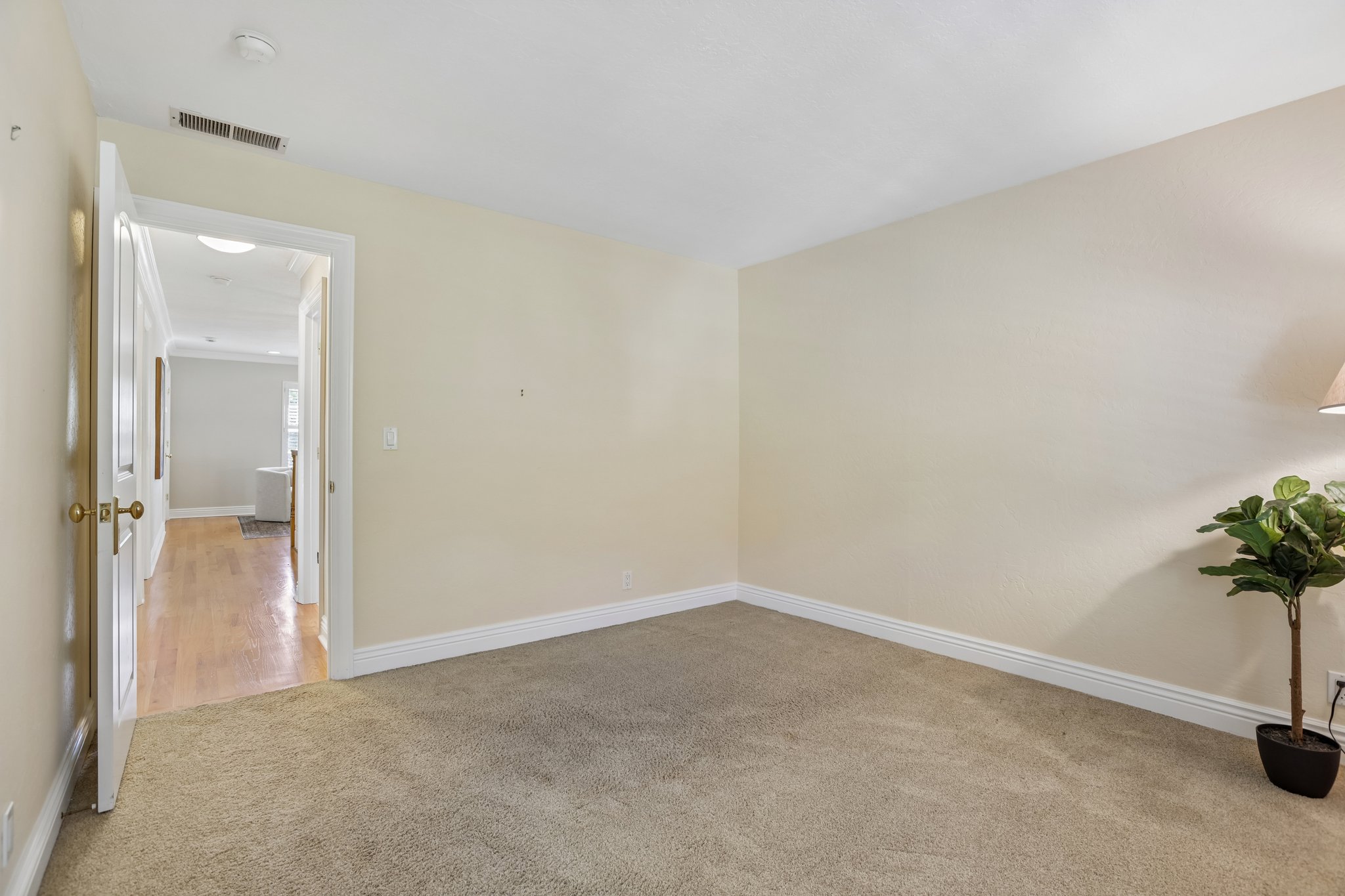 16611 Deerfield Ln-S2909-042.jpg