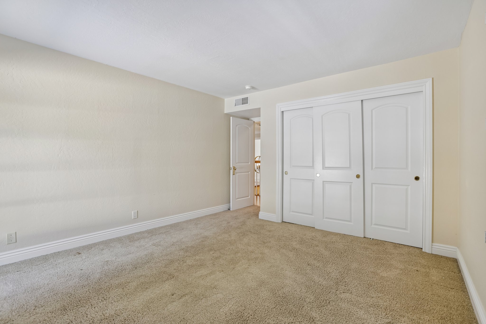 16611 Deerfield Ln-S2909-045.jpg