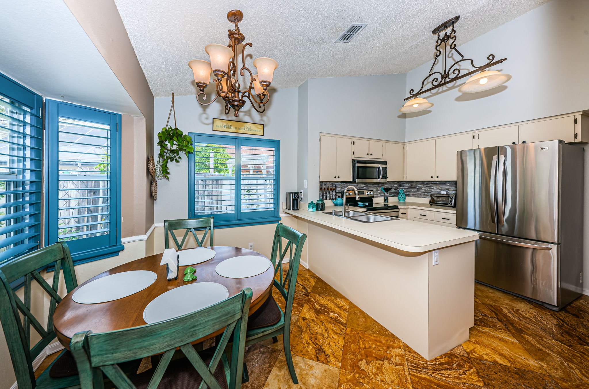 Kitchen1-2