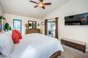 Master Bedroom1b-2