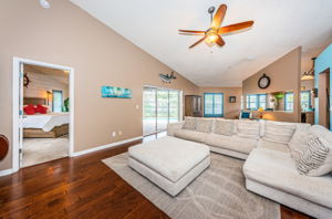 Living Room3-2