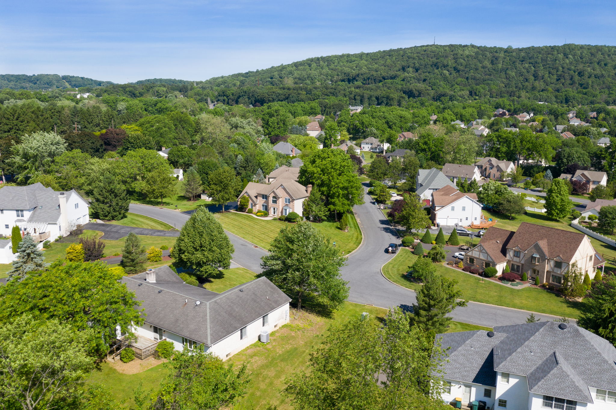  1662 Kevin Dr, Bethlehem, PA 18015, US Photo 40