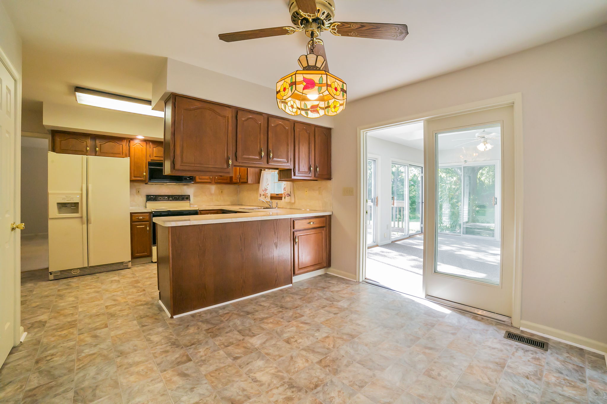  1662 Kevin Dr, Bethlehem, PA 18015, US Photo 14