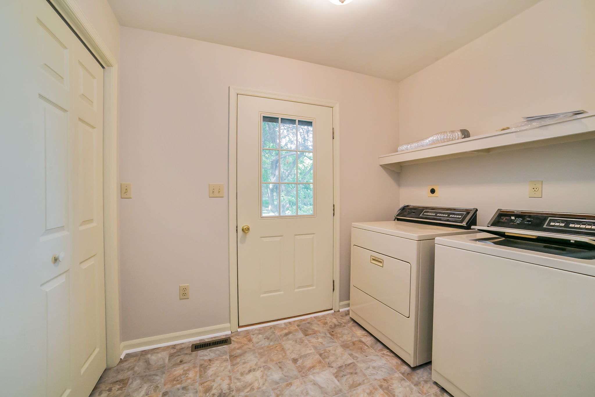  1662 Kevin Dr, Bethlehem, PA 18015, US Photo 18