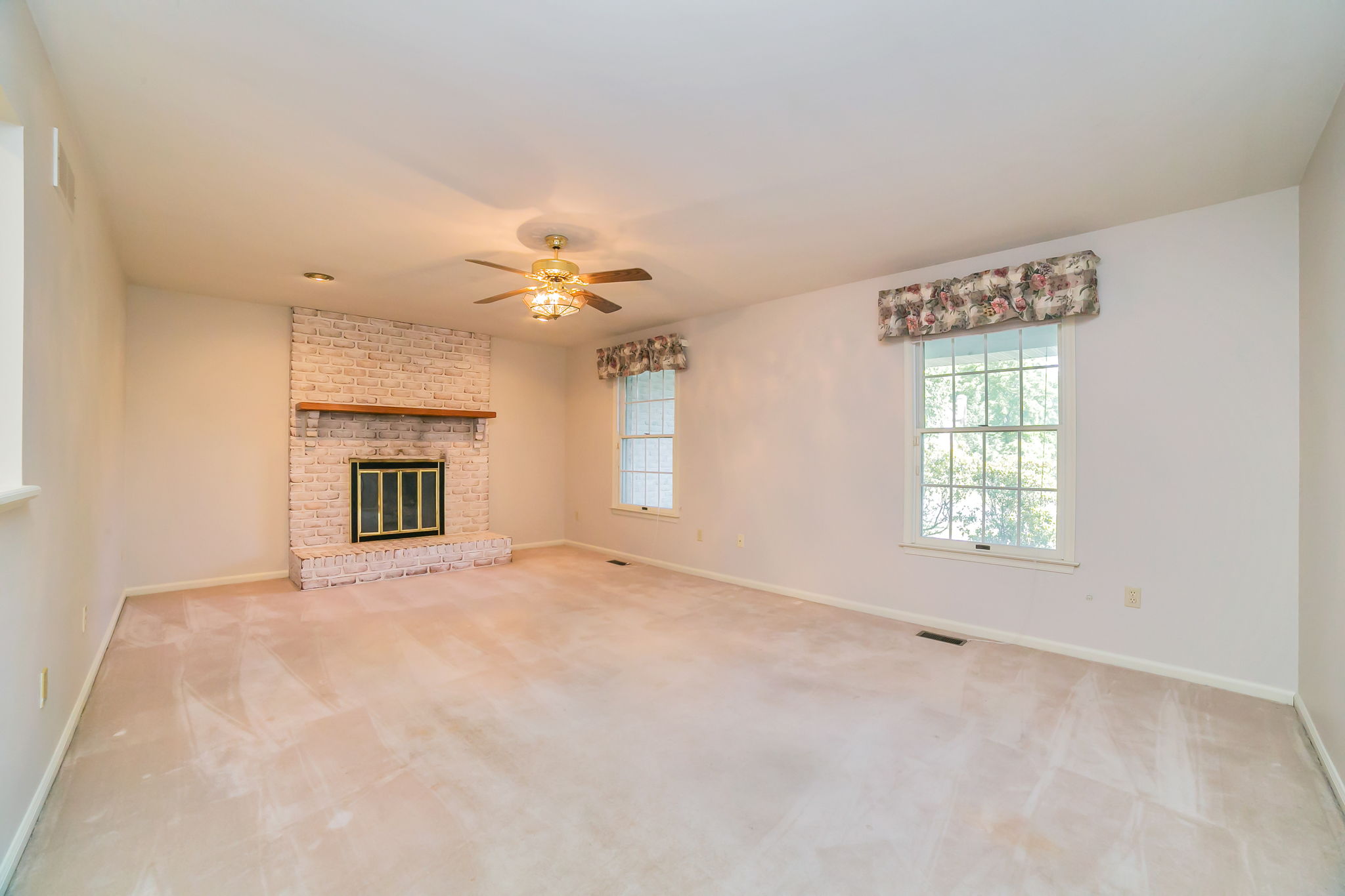  1662 Kevin Dr, Bethlehem, PA 18015, US Photo 9