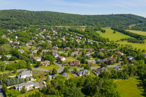  1662 Kevin Dr, Bethlehem, PA 18015, US Photo 46