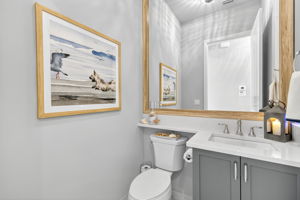 Guest Bathroom 2