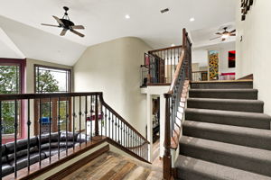  Photo 48