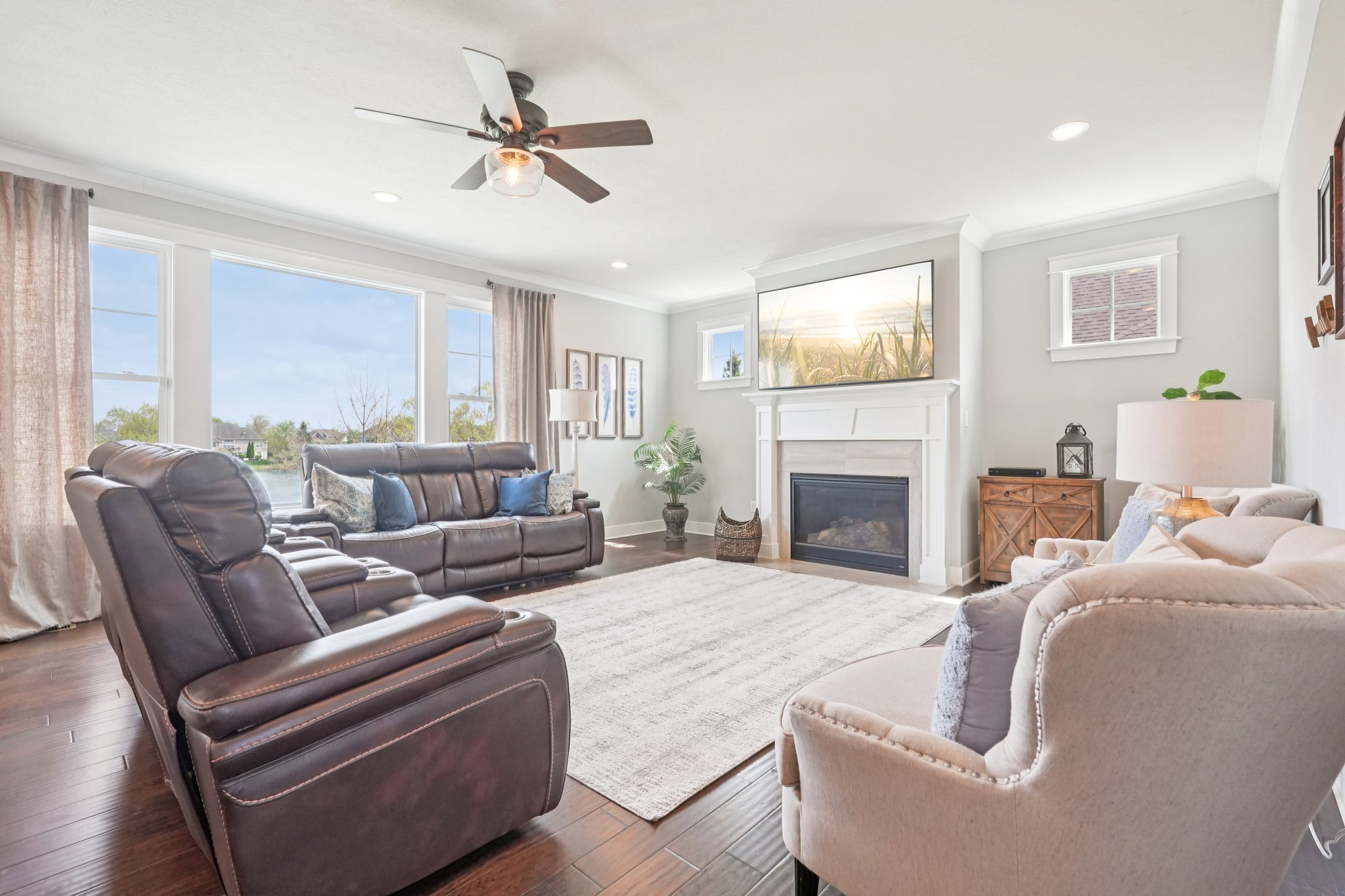 Holly Oak Dr-S1404-007.jpg