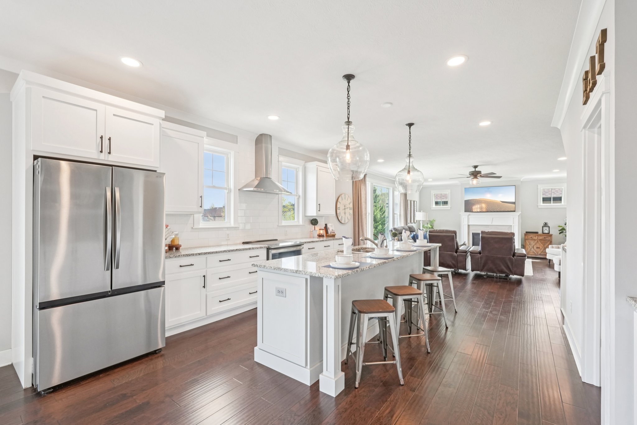 Holly Oak Dr-S1404-016.jpg