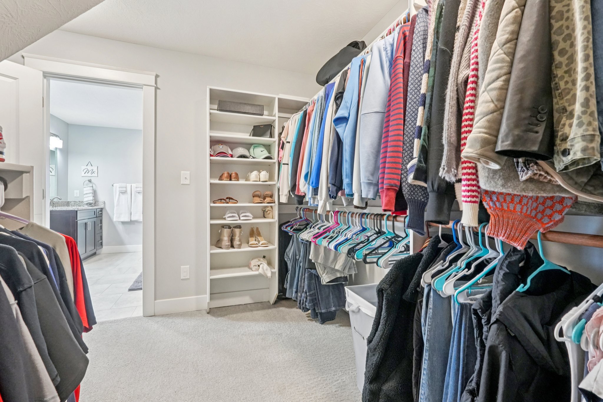 Holly Oak Dr-S1404-066.jpg