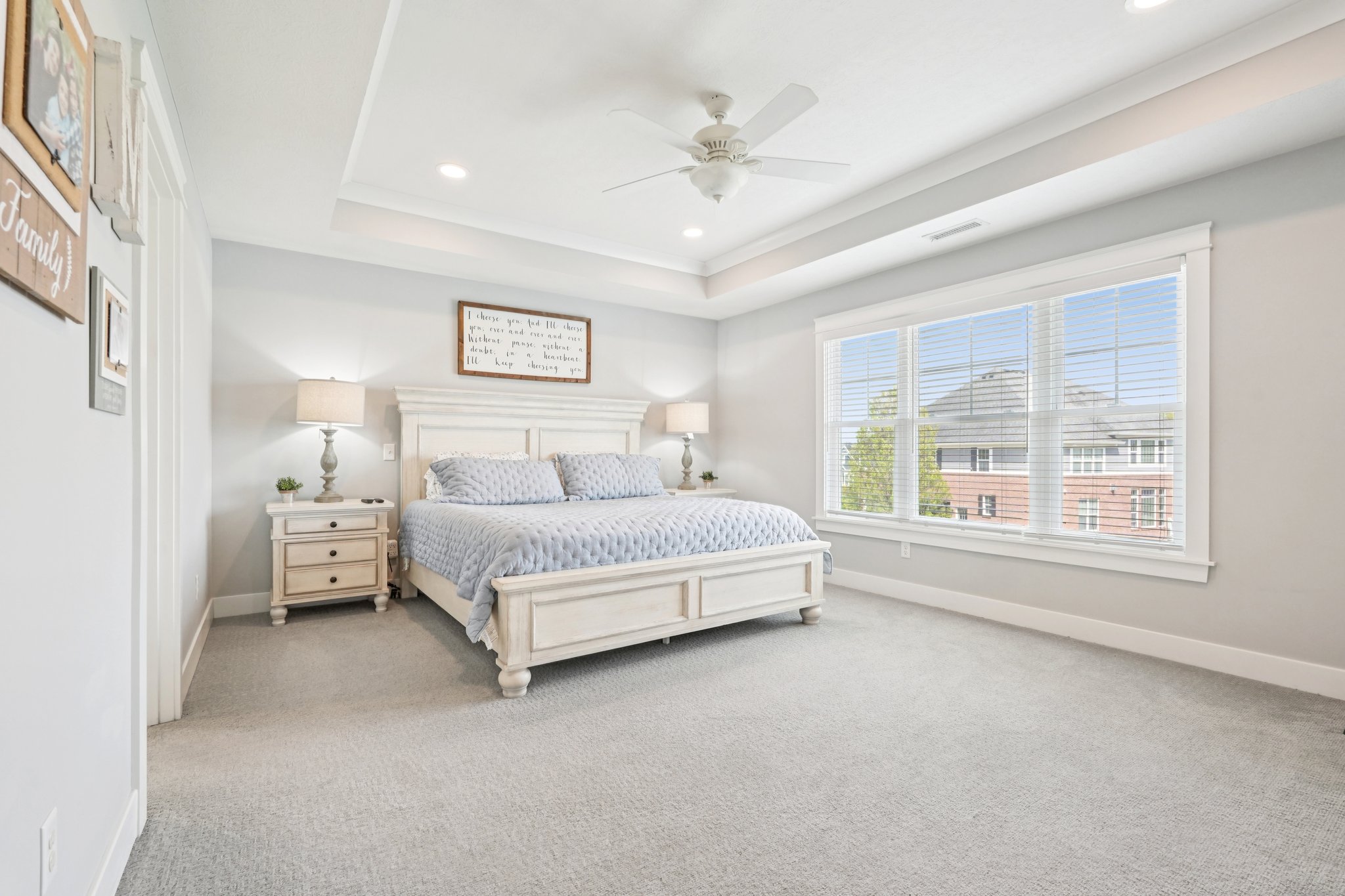 Holly Oak Dr-S1404-067.jpg