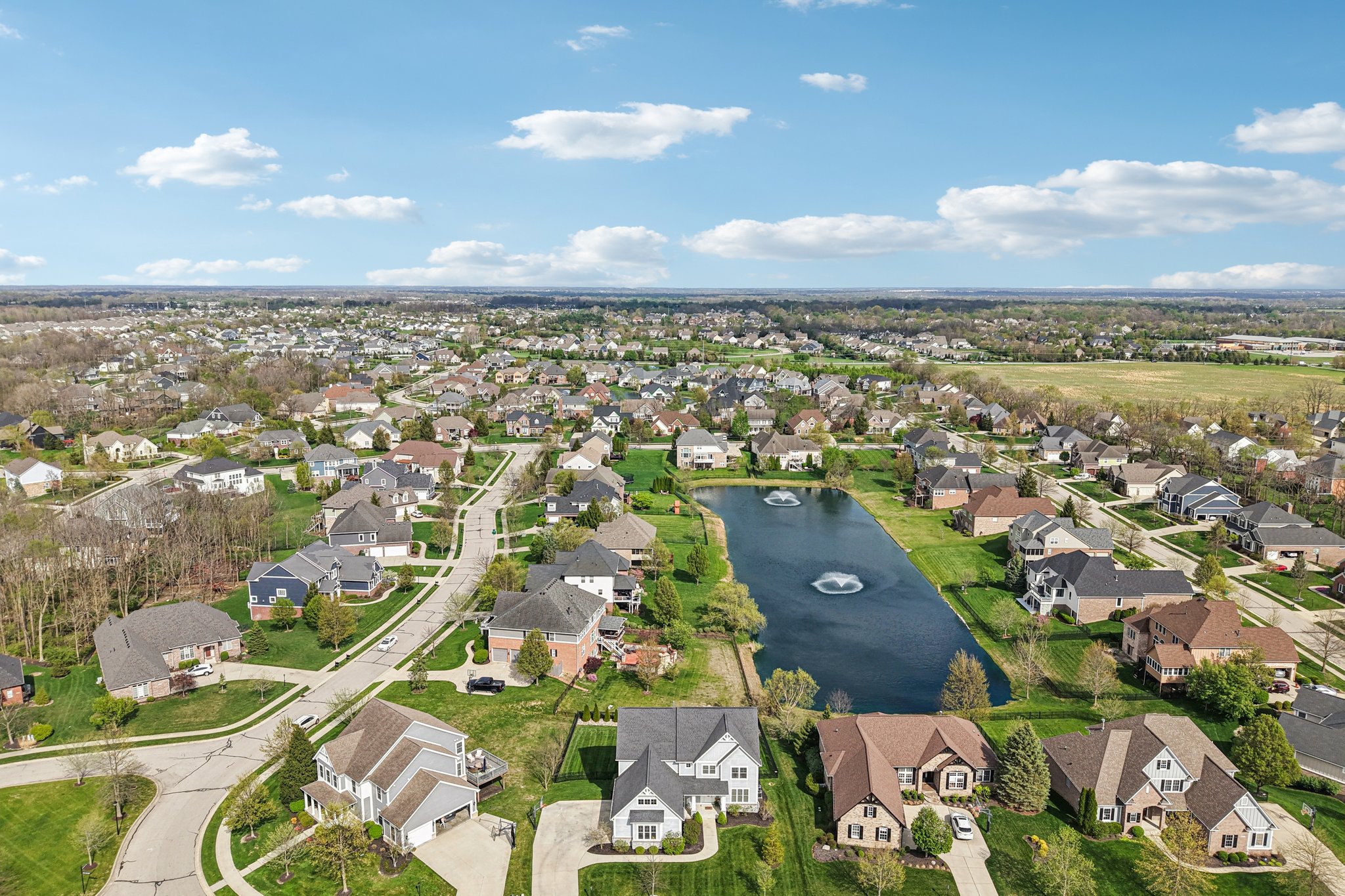 Holly Oak Dr-S1404-111.jpg