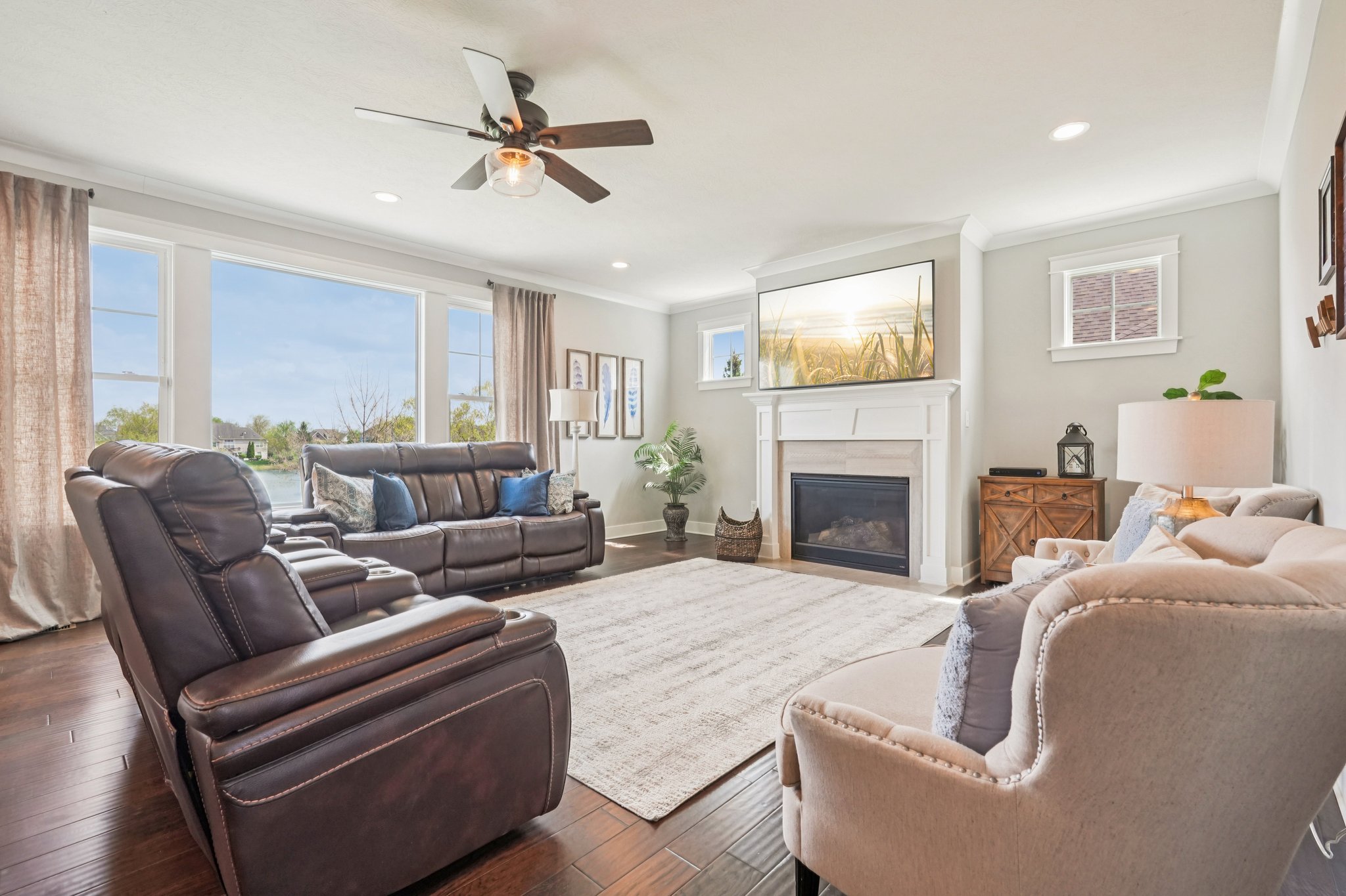 Holly Oak Dr-S1404-007r.jpg