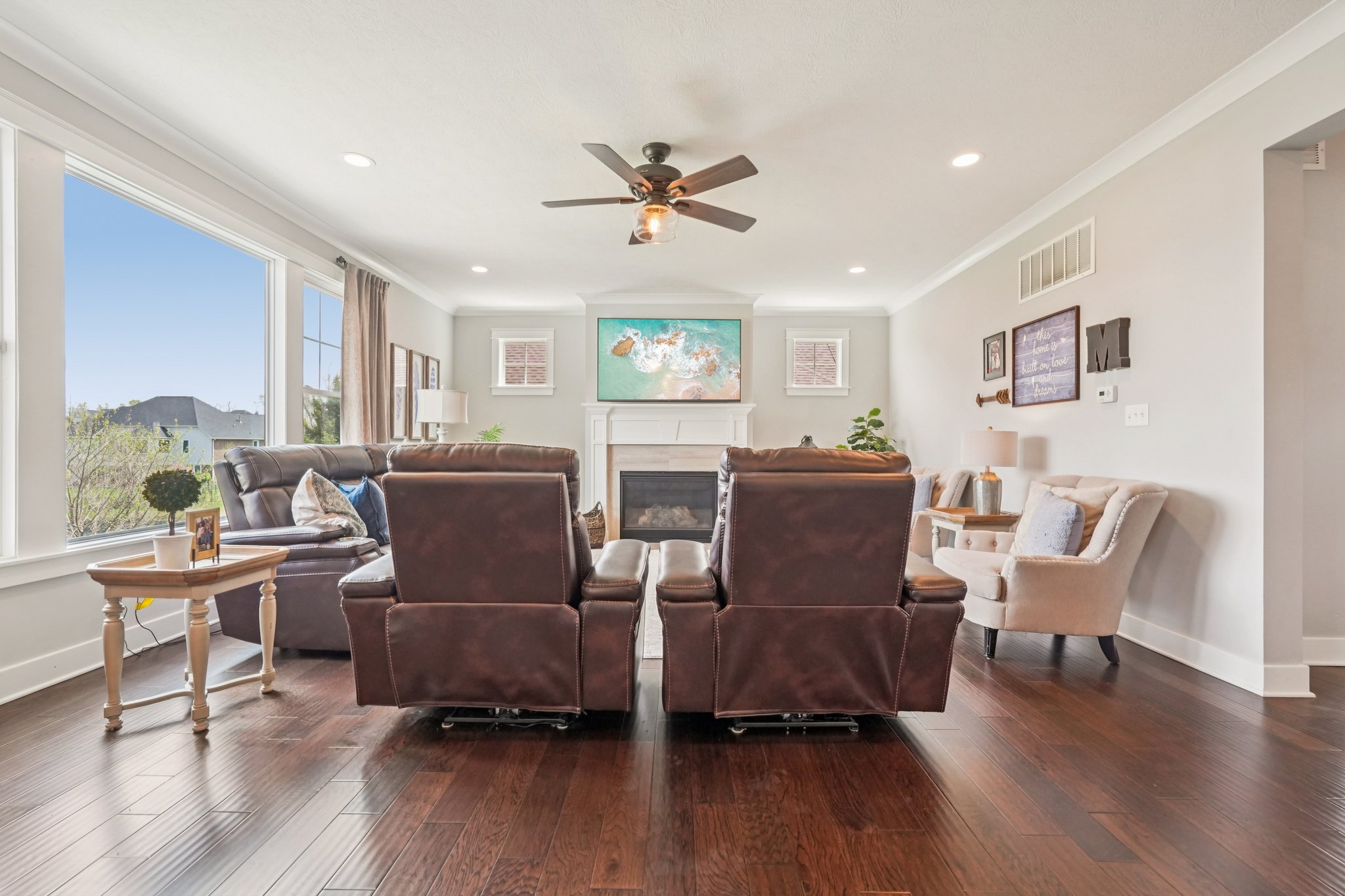 Holly Oak Dr-S1404-009r.jpg