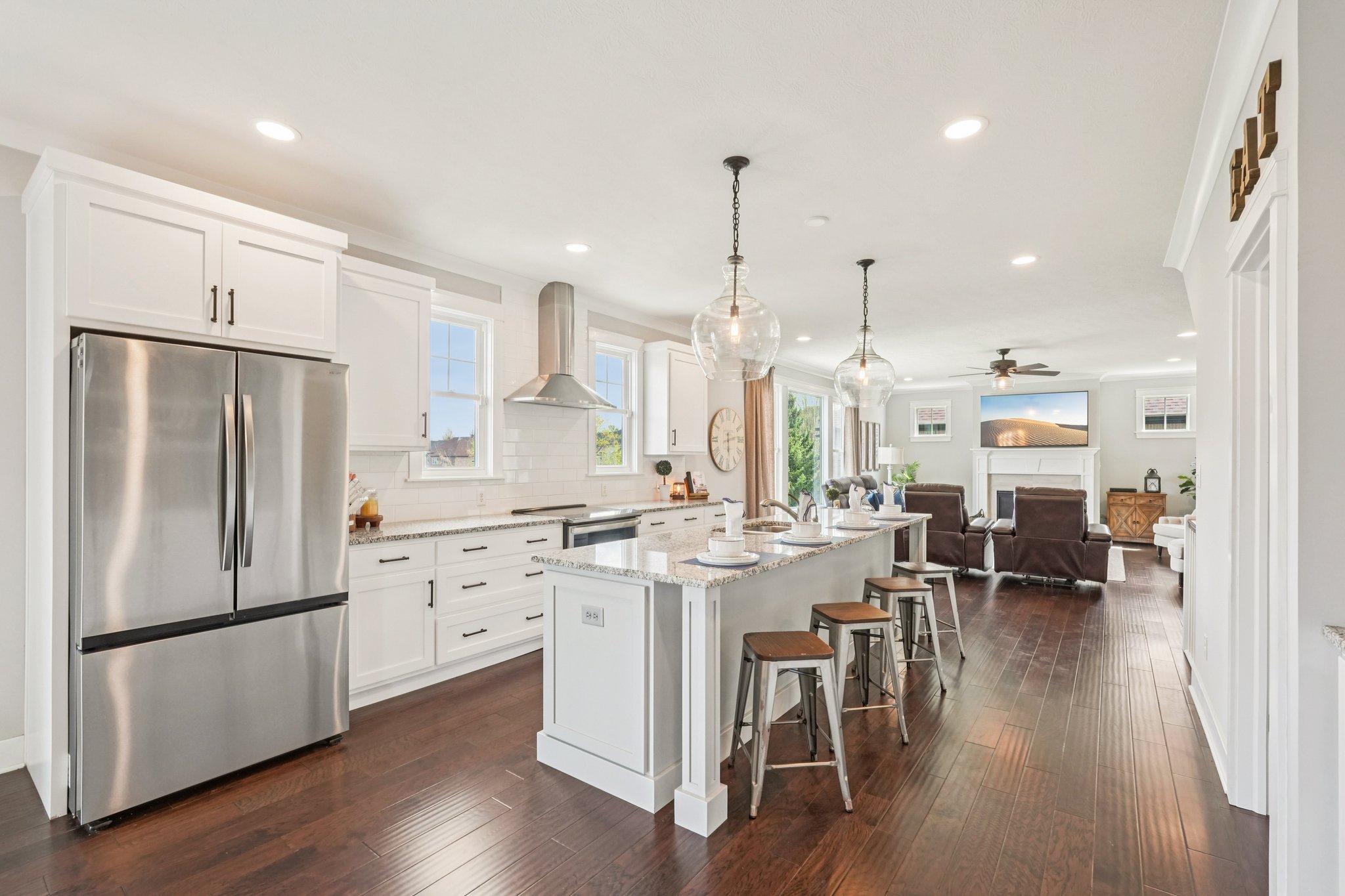 Holly Oak Dr-S1404-016r.jpg