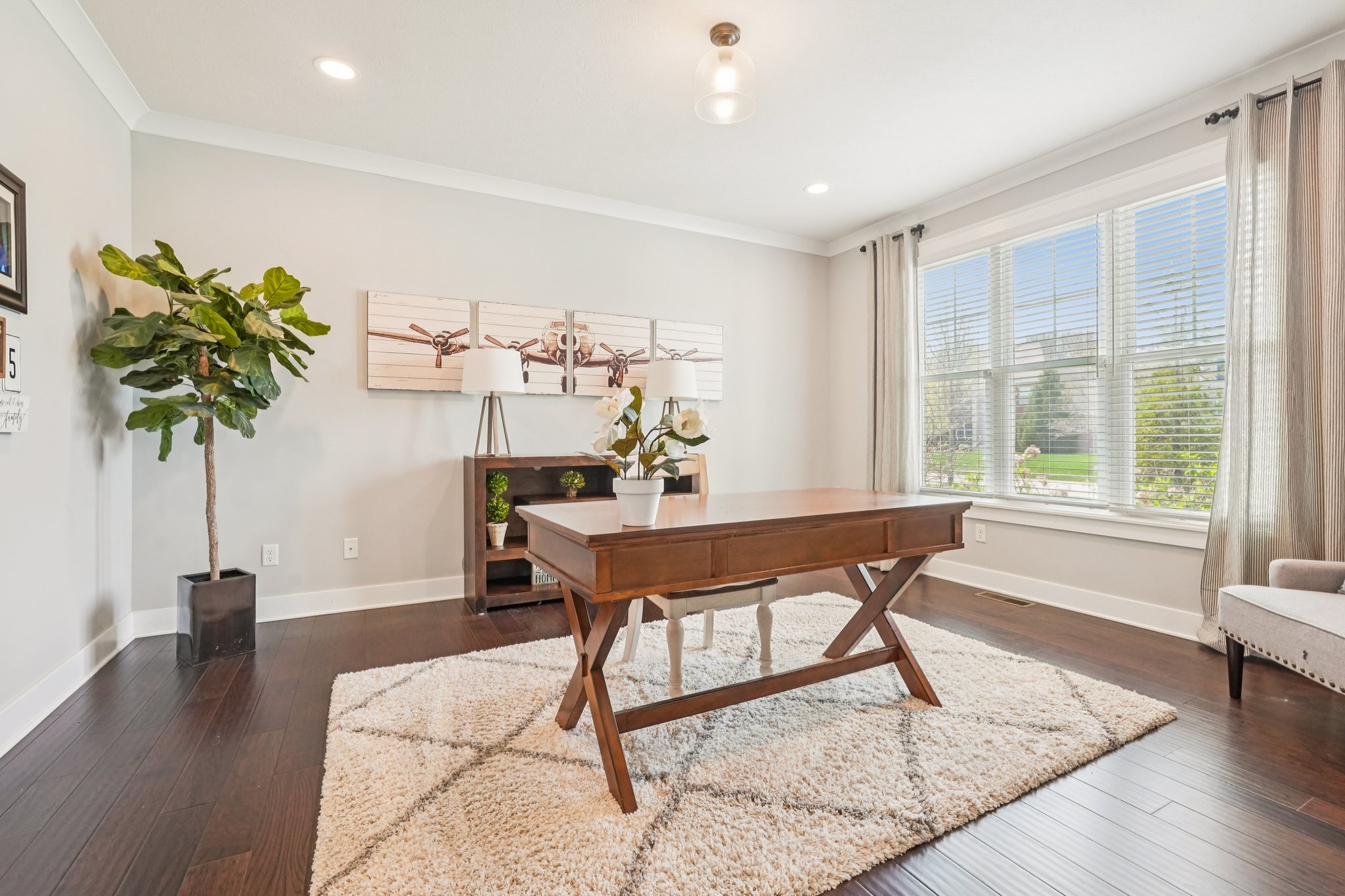 Holly Oak Dr-S1404-024r.jpg