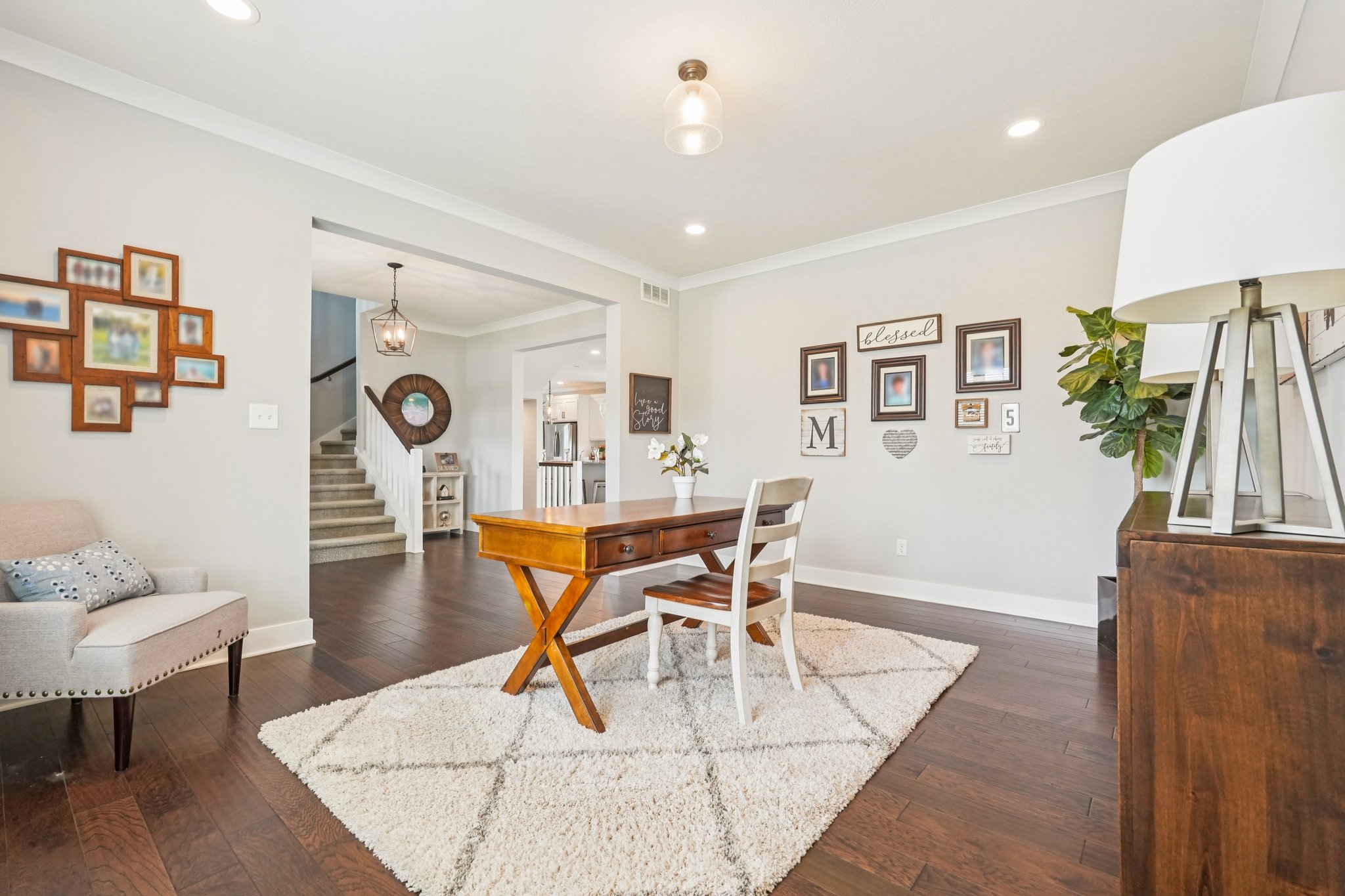 Holly Oak Dr-S1404-026r.jpg