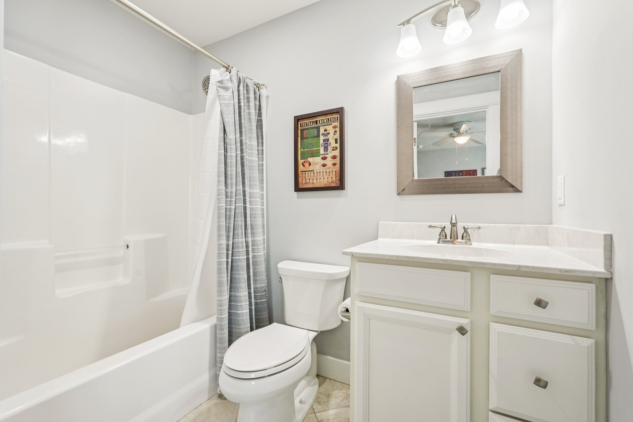 Holly Oak Dr-S1404-042r.jpg