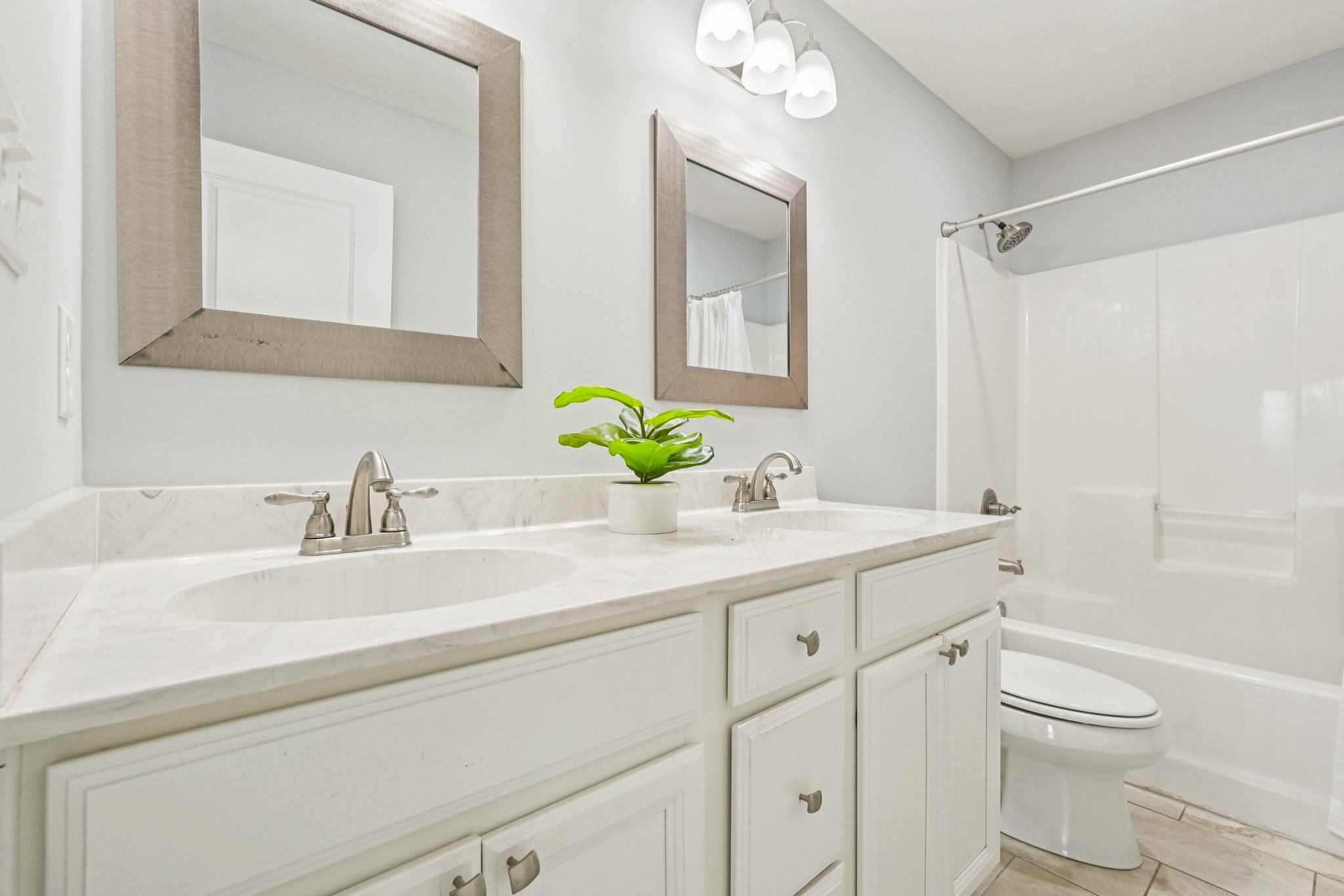 Holly Oak Dr-S1404-044r.jpg