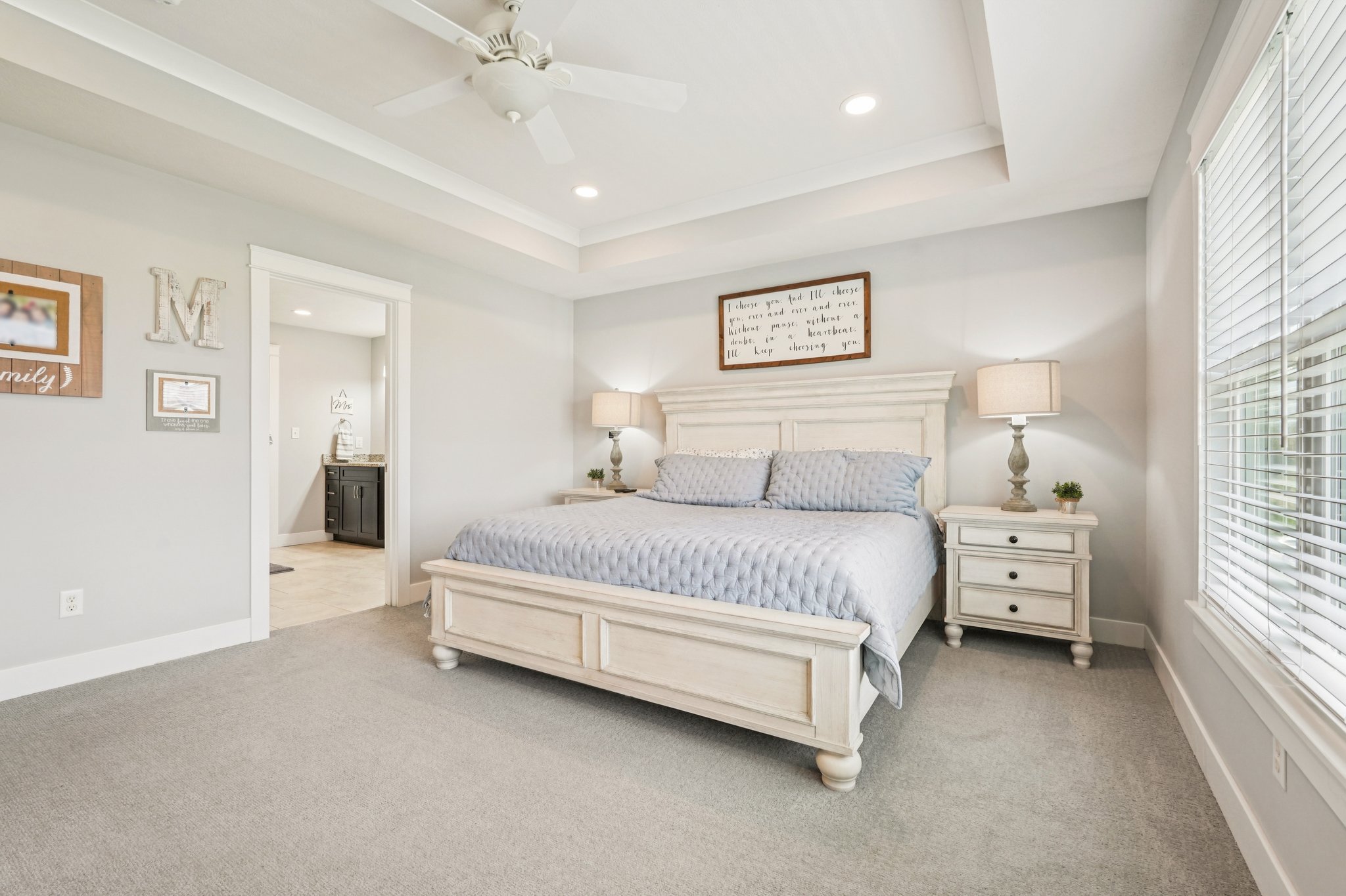 Holly Oak Dr-S1404-069r.jpg