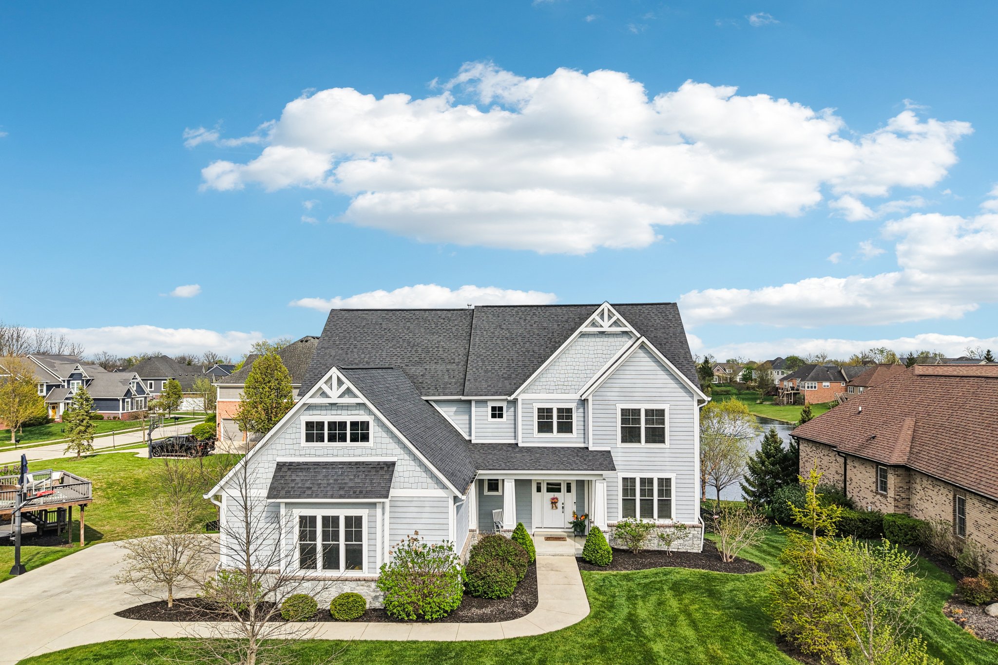 Holly Oak Dr-S1404-108r.jpg