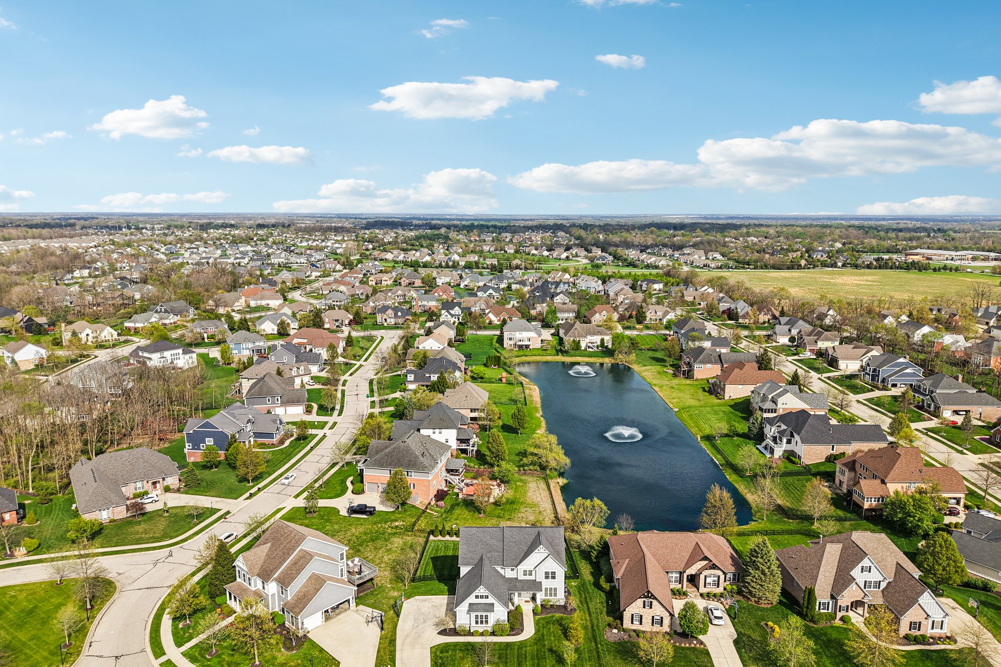 Holly Oak Dr-S1404-111r.jpg