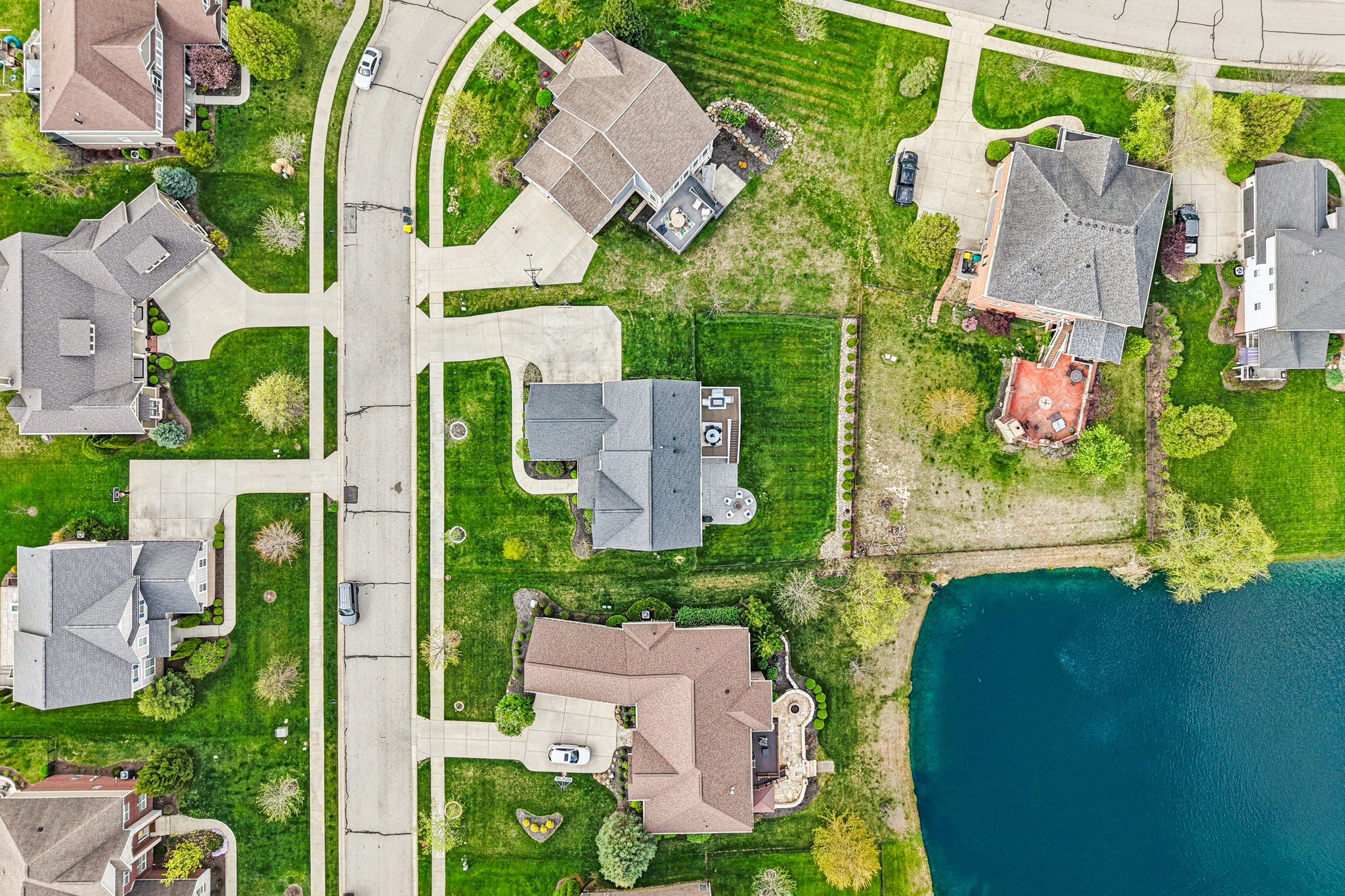 Holly Oak Dr-S1404-120r.jpg