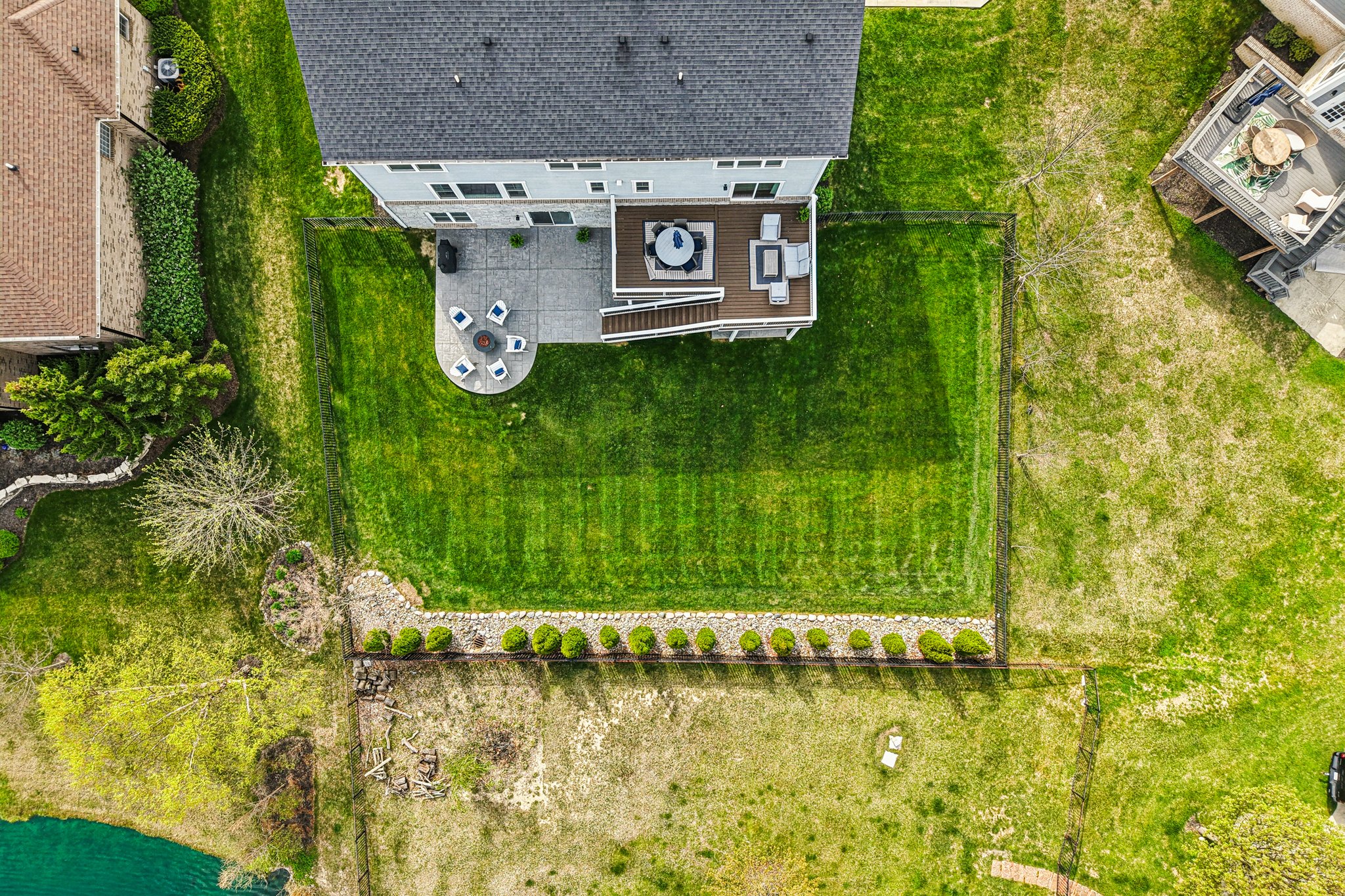 Holly Oak Dr-S1404-124r.jpg