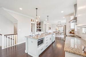 Holly Oak Dr-S1404-019.jpg