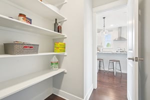 Holly Oak Dr-S1404-028.jpg