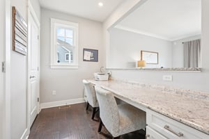 Holly Oak Dr-S1404-032.jpg