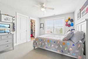 Holly Oak Dr-S1404-037.jpg