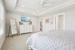 Holly Oak Dr-S1404-070.jpg