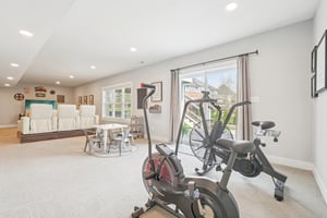 Holly Oak Dr-S1404-084.jpg