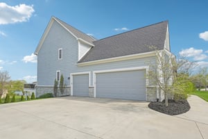 Holly Oak Dr-S1404-106.jpg