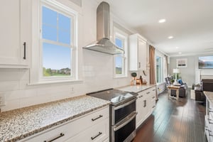 Holly Oak Dr-S1404-021r.jpg