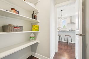 Holly Oak Dr-S1404-028r.jpg