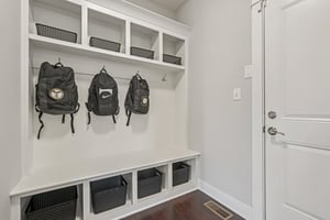 Holly Oak Dr-S1404-030r.jpg